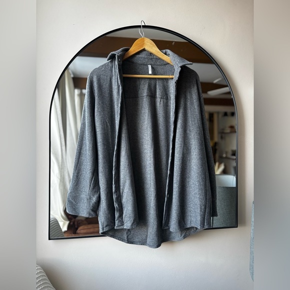 APHRU| fine knit wool button up | size small - Picture 3 of 6